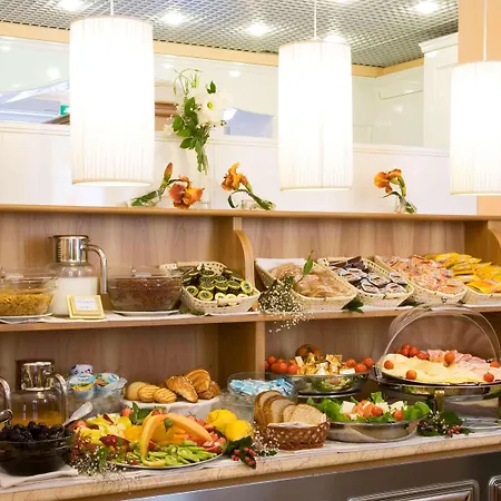 Mercure Centro 4*