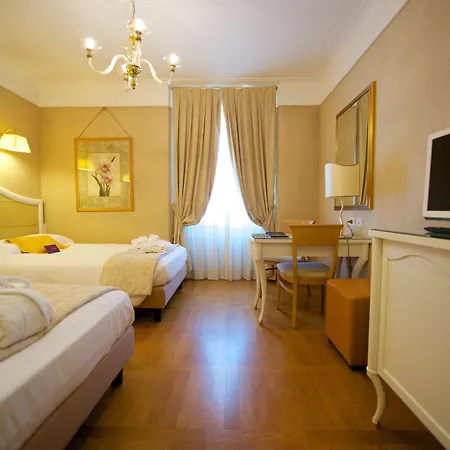 Mercure Centro 4*