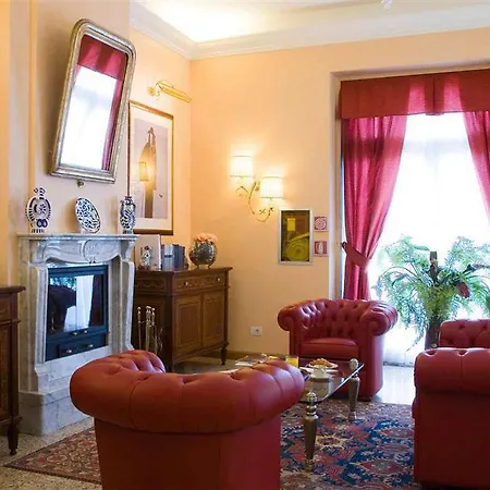 מלון Mercure Centro 4*